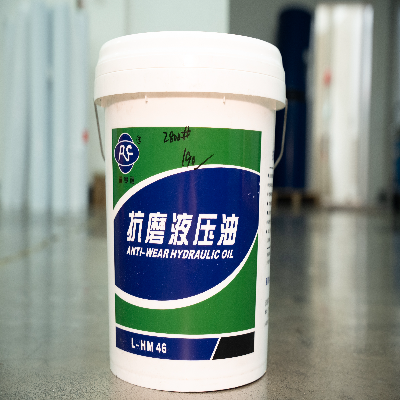 Glossy labels for premium cosmetic packaging