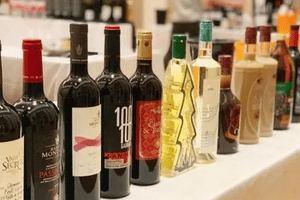 Specialty Wine Label Stocks - Foil, Holographic and Wood Veneer
